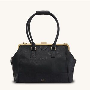 Le Doquintin in Black🖤 by LA FLORE PARIS